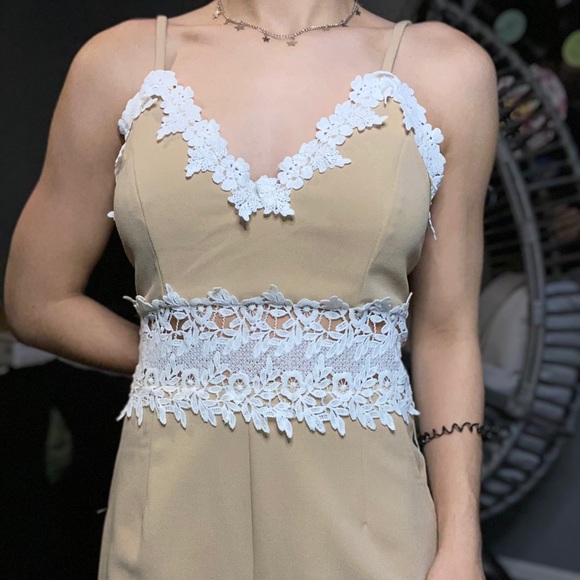 Lace Romper ☆ - Picture 2 of 7